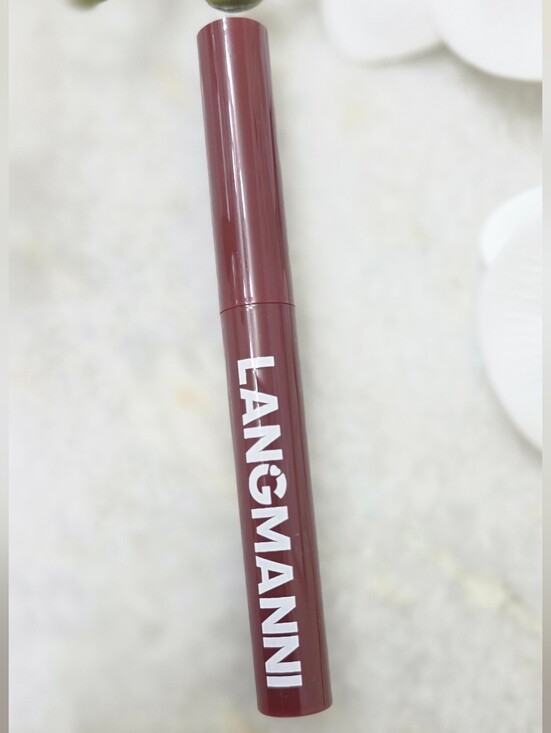 Langmanni Cosmetic Other - Matte Lip Crayon in Deep Berry